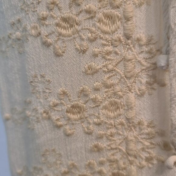 Patrons Of Peace M Top Ivory Boho Embroidered Sleeveless ruffle Vneck tie front - Picture 6 of 8